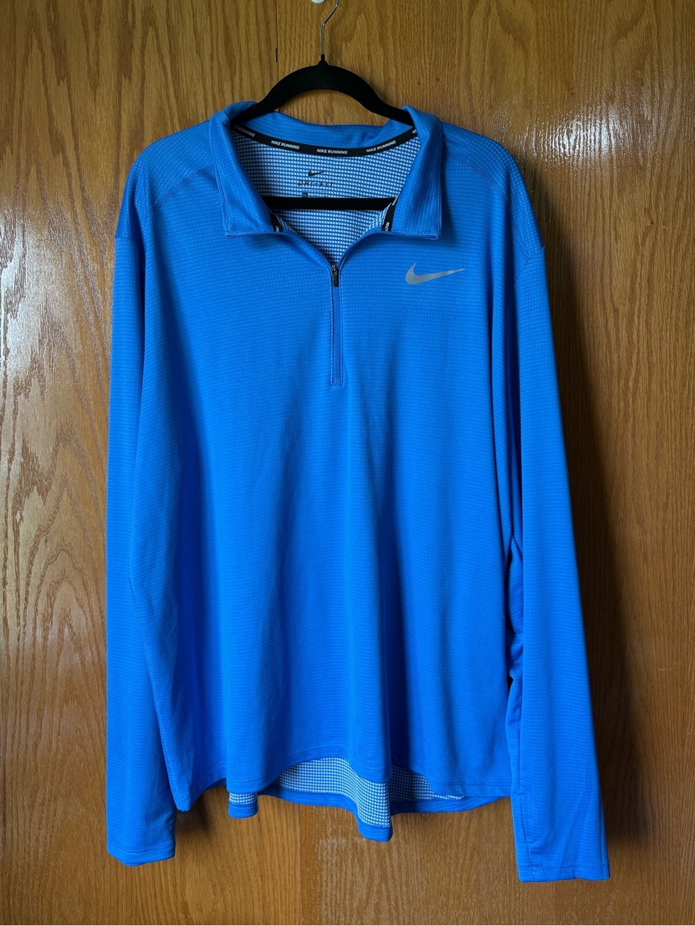 Nike Men’s Bright Blue Quarter-Zip Performance Jacket